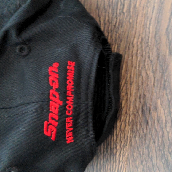 Snap-On hat Official Licensed Product - Picture 4 of 7
